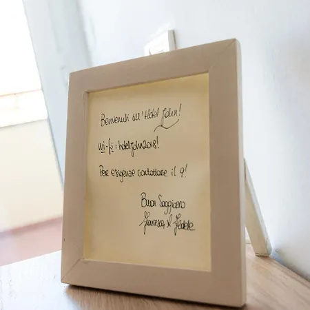John Hotel 3*