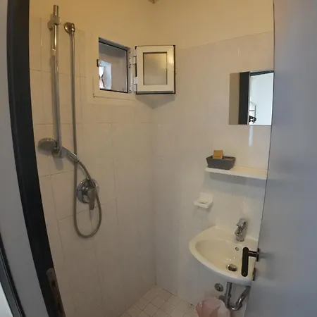 John Hotel 3*