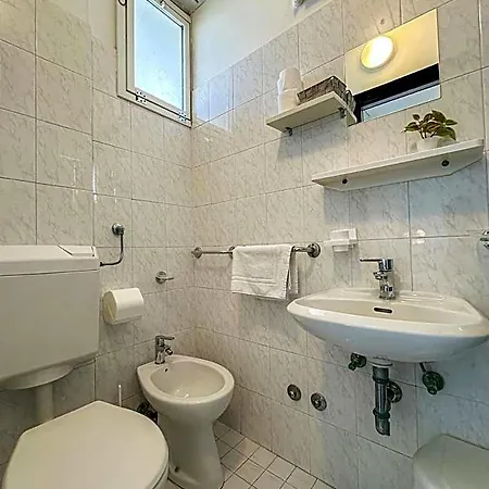 John Hotel 3*